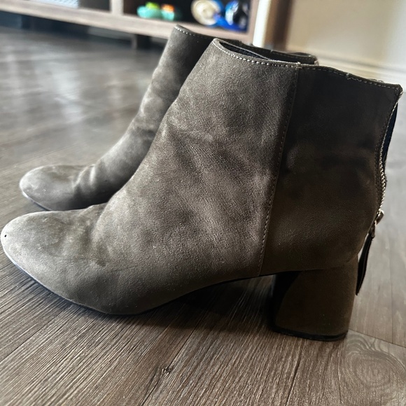 Womens boot - Picture 1 of 1